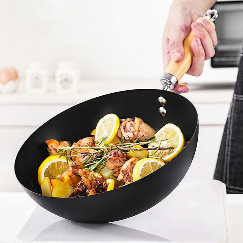 🍳 Carbon Steel Mini Wok – 20cm Flat Base with Wooden Handle